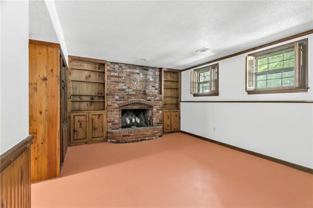 1002 Dunwich Drive — photo 19