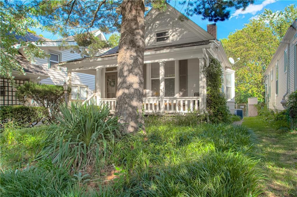 4217 Oak Street — photo 2