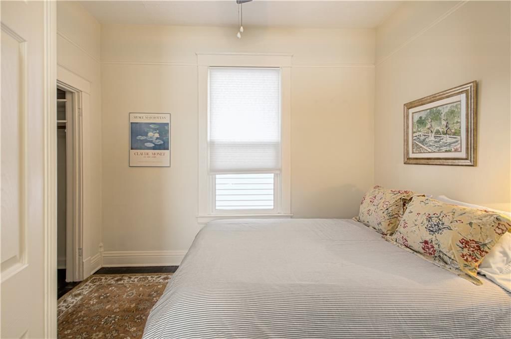 4217 Oak Street — photo 25