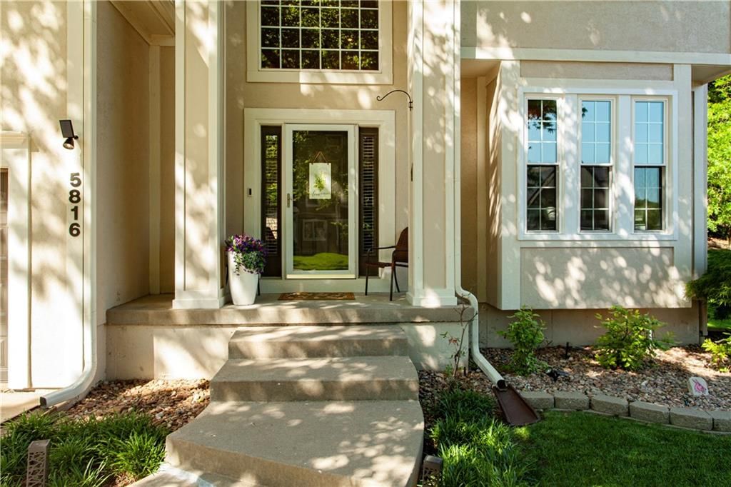 5816 NE Ruby Court — photo 2