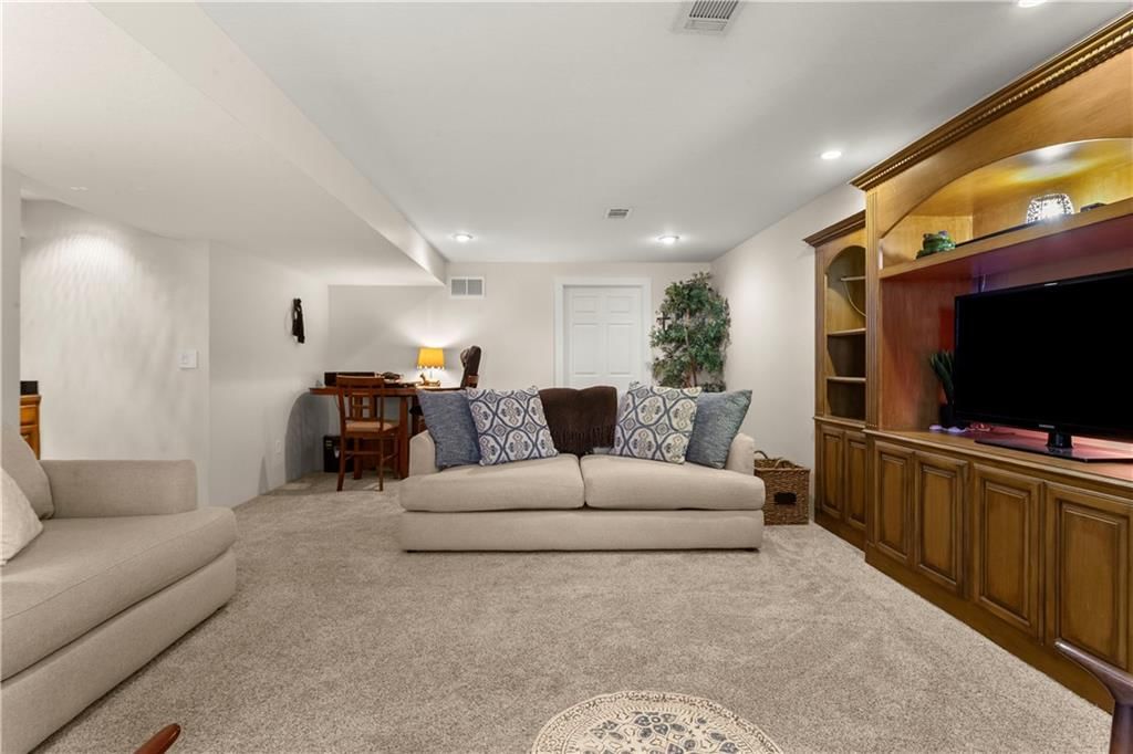 5816 NE Ruby Court — photo 42