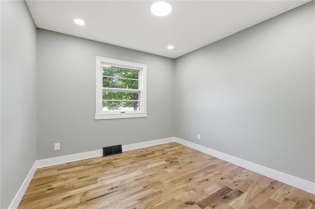 10408 Beverly Drive — photo 16