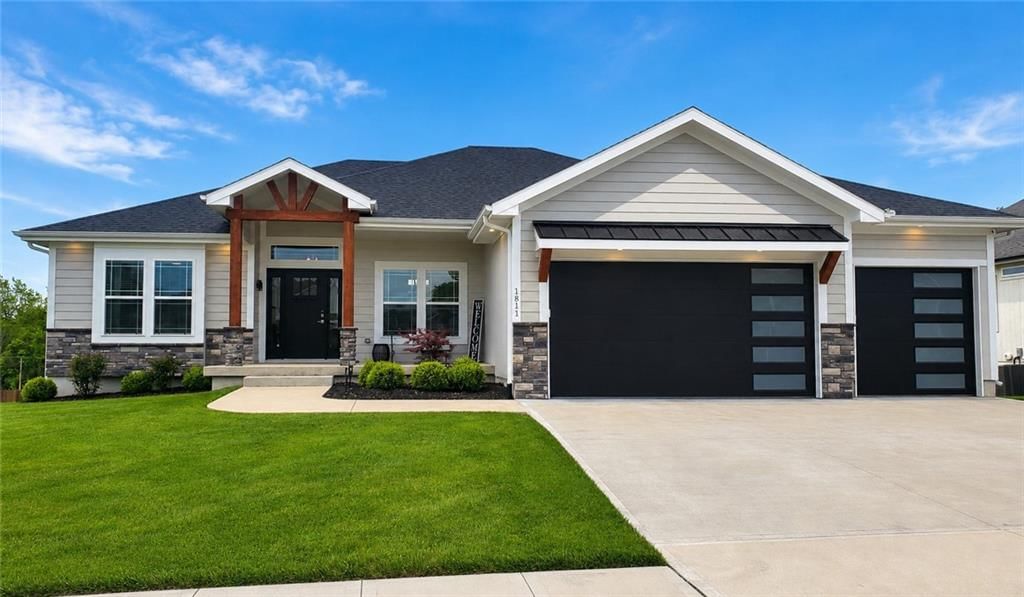 1811 NW Madi Court — photo 1