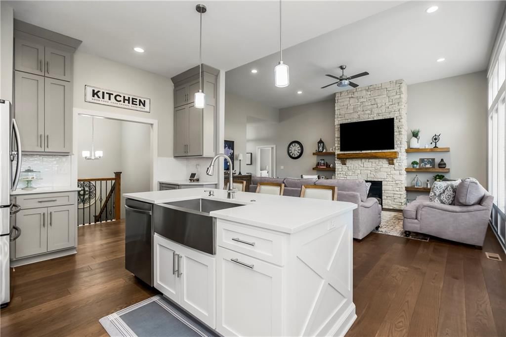 1811 NW Madi Court — photo 11