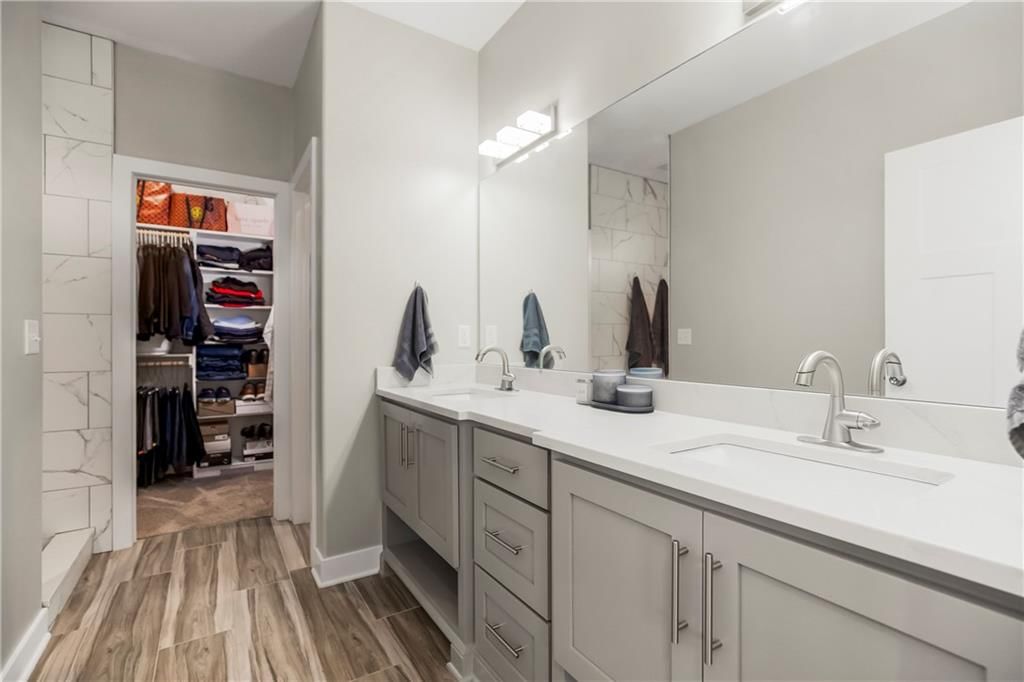 1811 NW Madi Court — photo 22