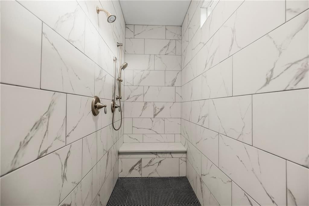 1811 NW Madi Court — photo 23