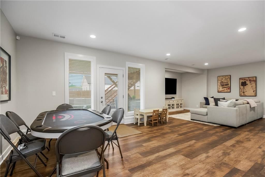 1811 NW Madi Court — photo 31