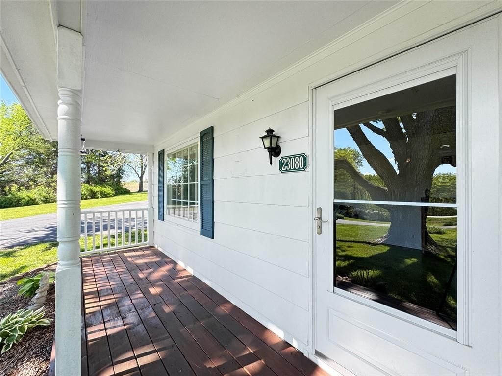 23080 Interurban Road — photo 3