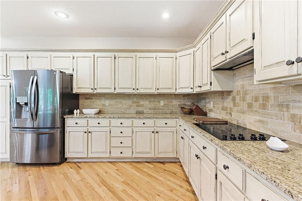 8414 Vista Circle — photo 6