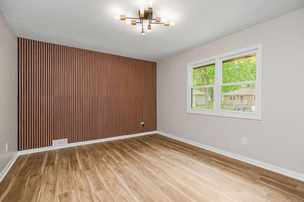 2101 SE Harding Street — photo 3
