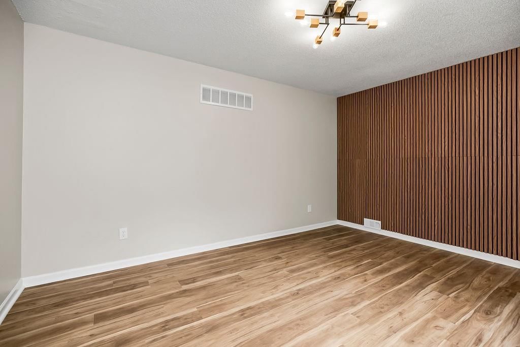 2101 SE Harding Street — photo 4