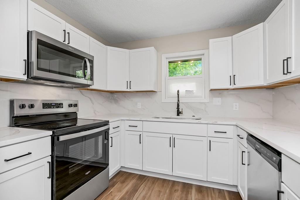 2101 SE Harding Street — photo 6