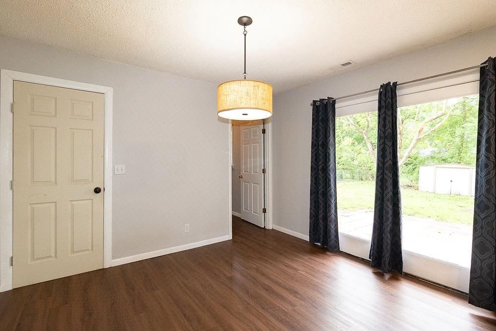 2313 Westchester Road — photo 7