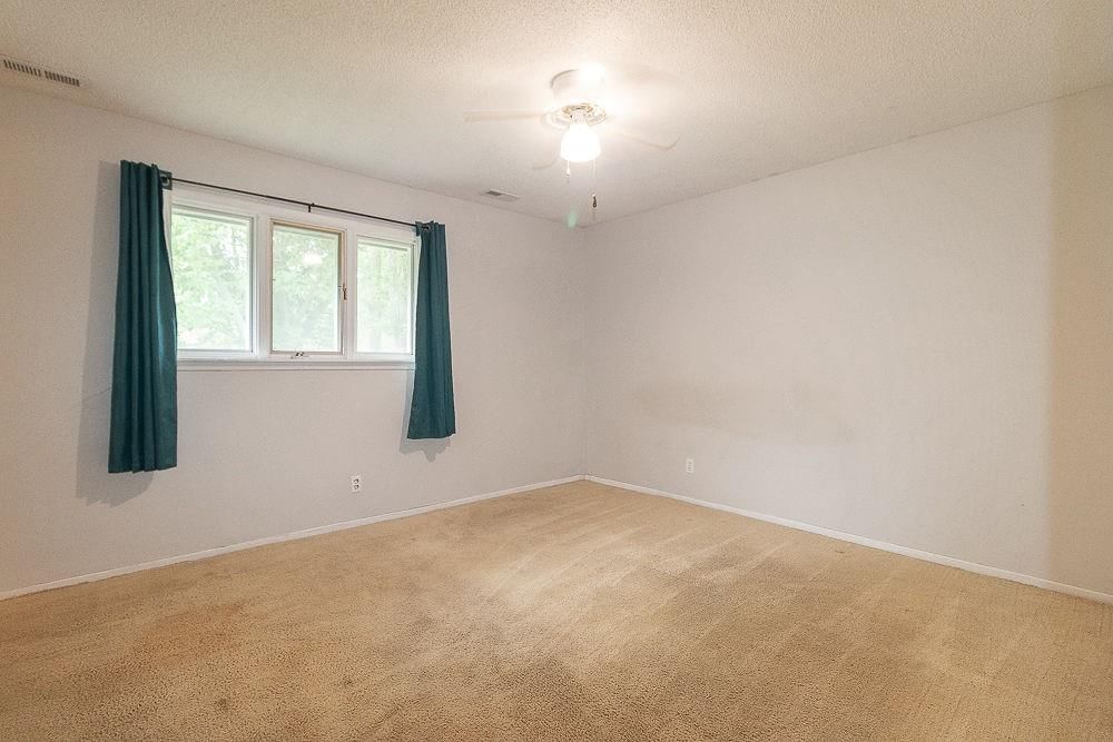 2313 Westchester Road — photo 17