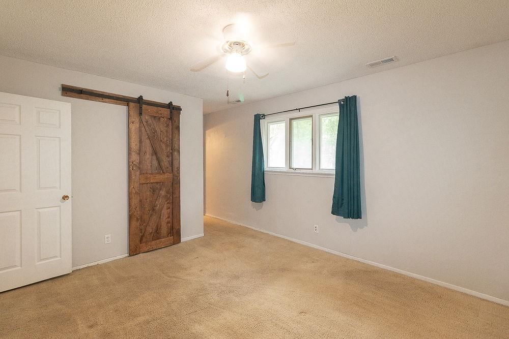 2313 Westchester Road — photo 18