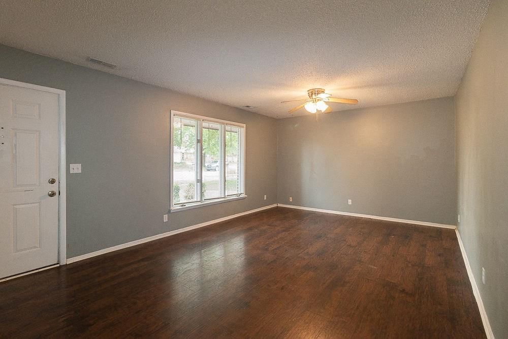 2313 Westchester Road — photo 19