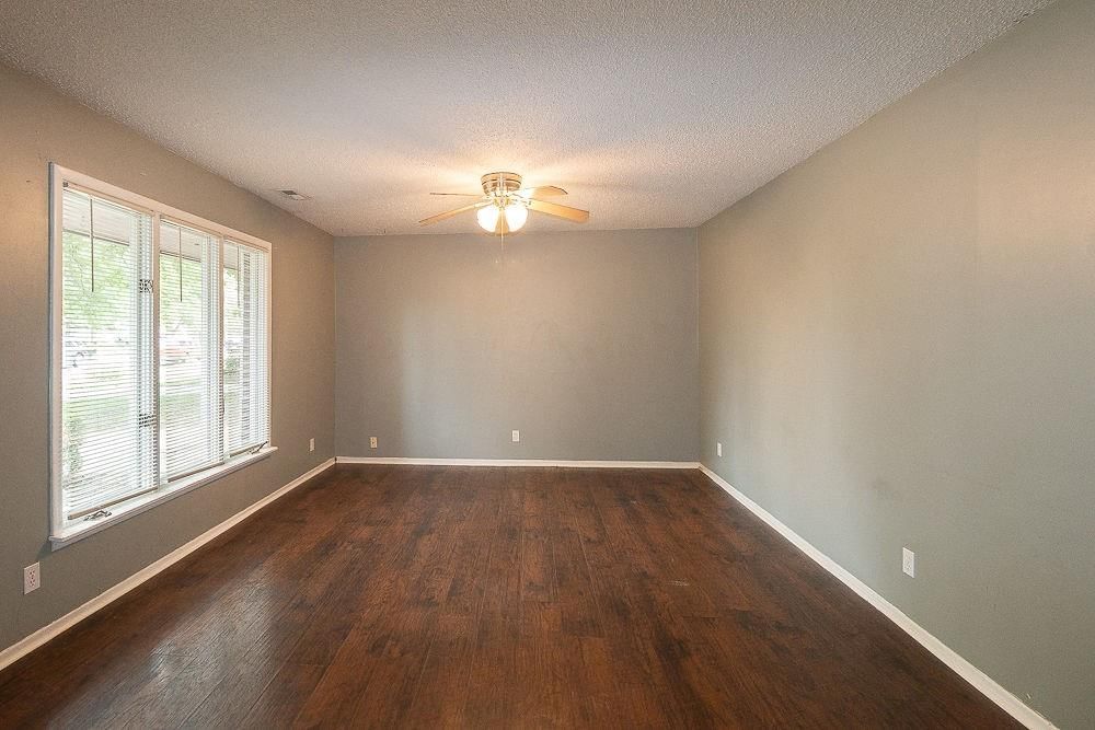 2313 Westchester Road — photo 21