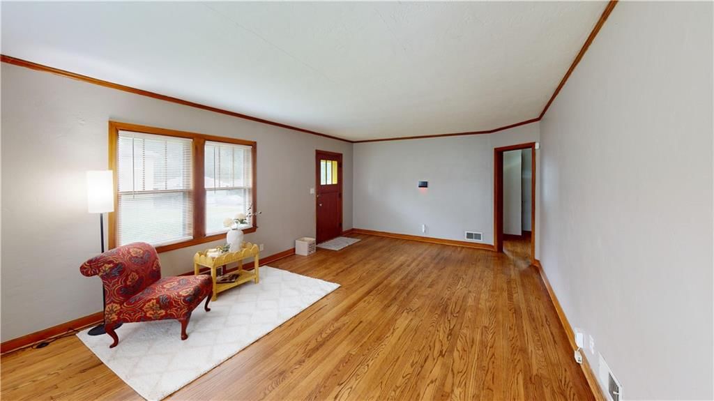 6100 Long Avenue — photo 3