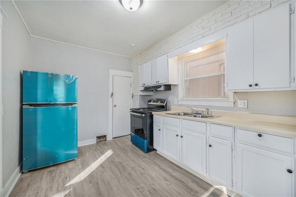 4026 agnes Avenue — photo 21