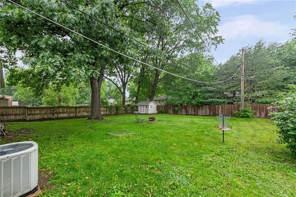 6808 Stearns Street — photo 6