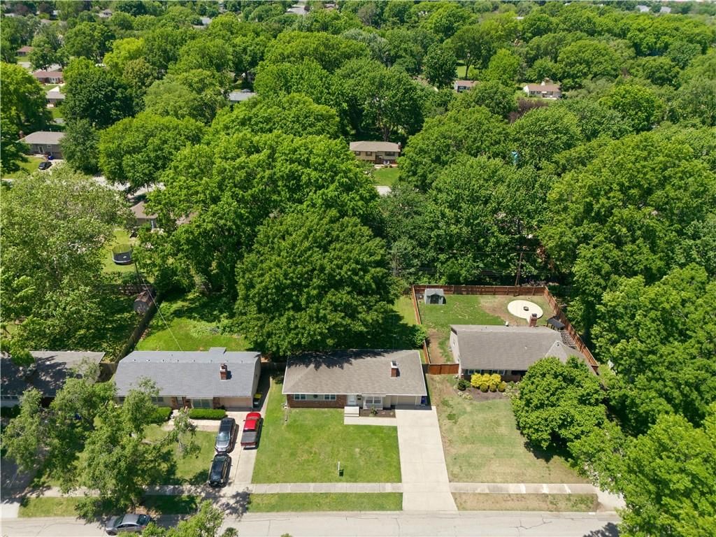 6808 Stearns Street — photo 7