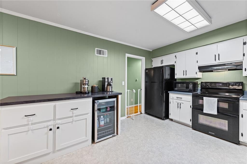 6808 Stearns Street — photo 13