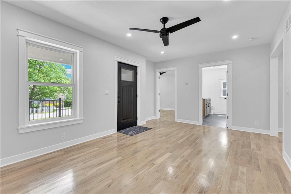 8012 Belleview Avenue — photo 7