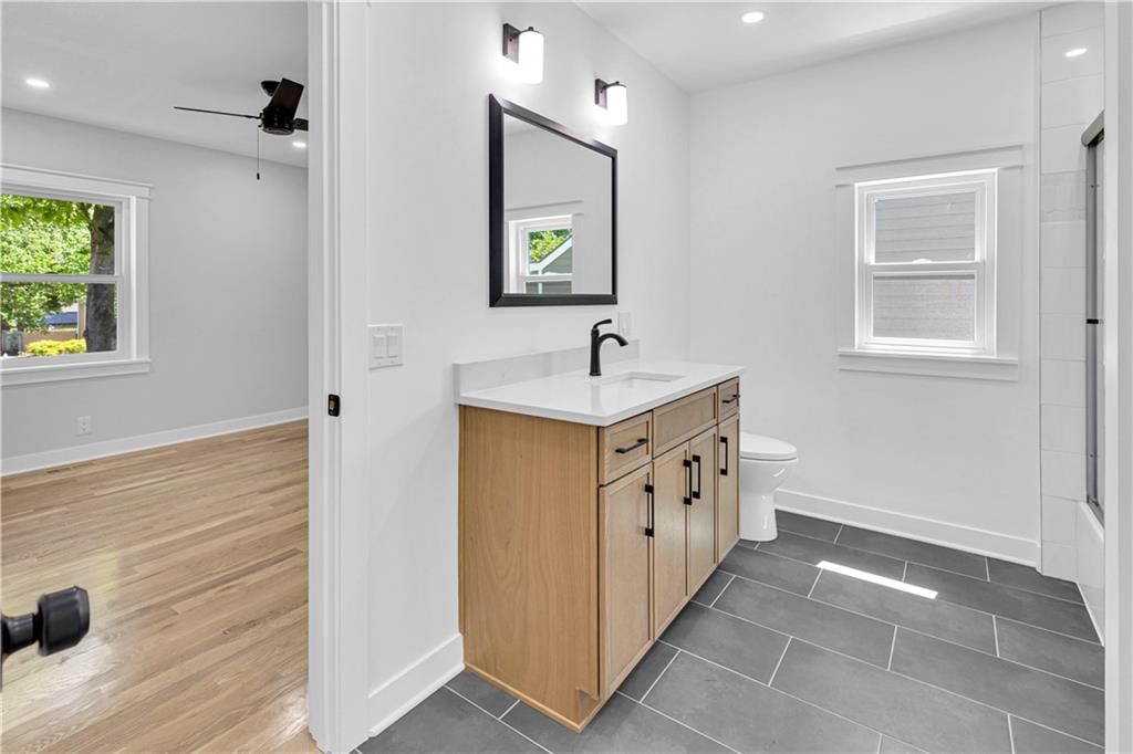 8012 Belleview Avenue — photo 12
