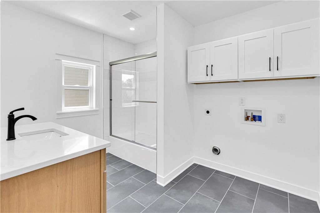 8012 Belleview Avenue — photo 13