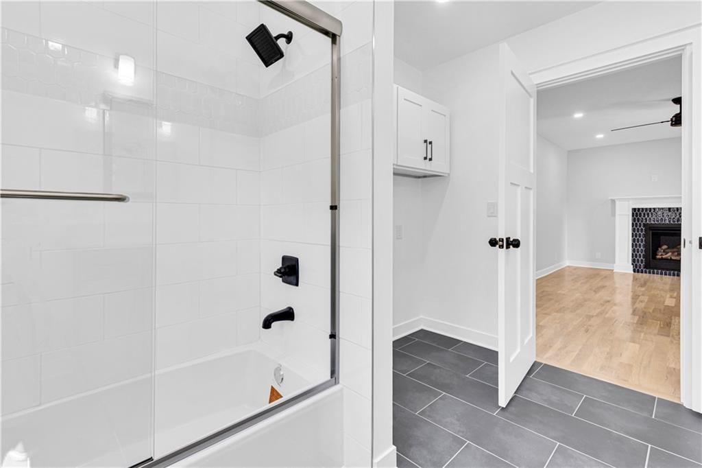 8012 Belleview Avenue — photo 14