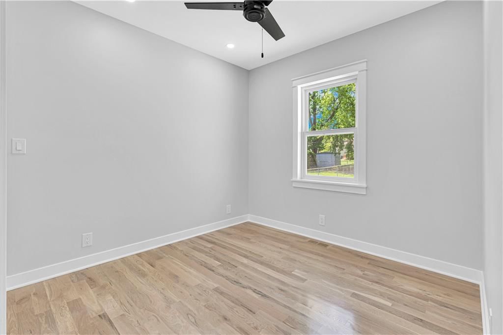 8012 Belleview Avenue — photo 23