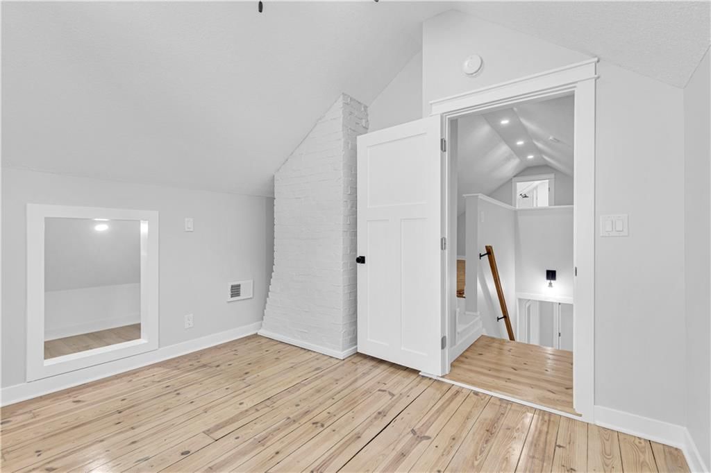 8012 Belleview Avenue — photo 29