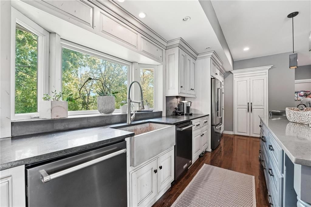 7004 N Coventry Avenue — photo 16