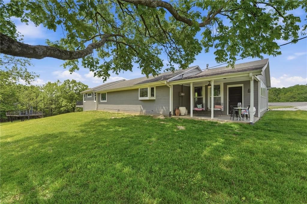 7004 N Coventry Avenue — photo 35