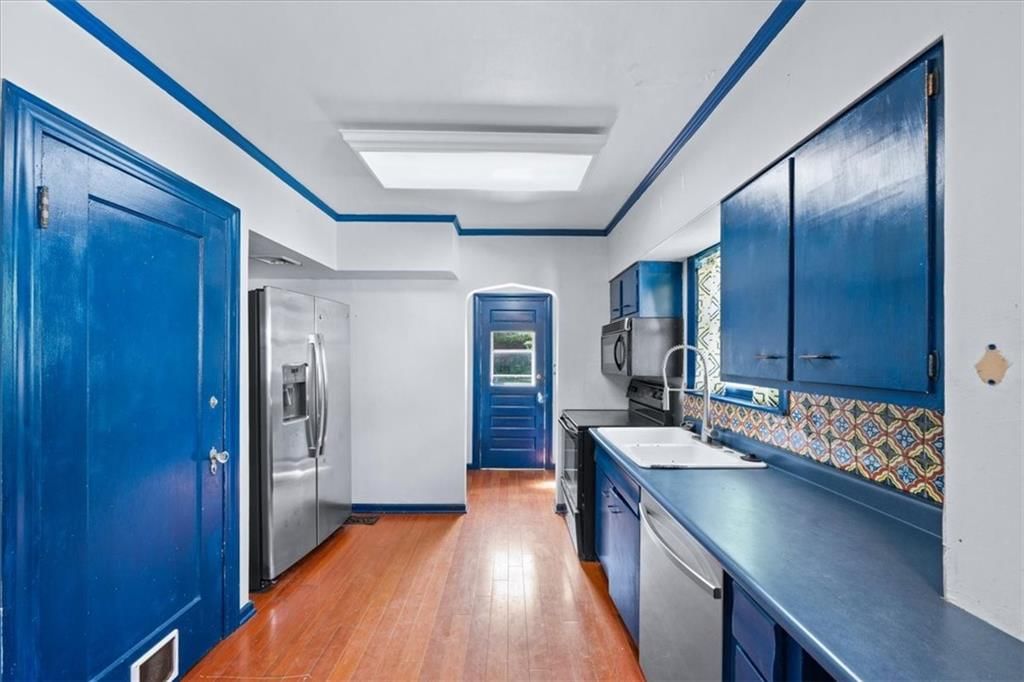 7404 Walnut Street — photo 12