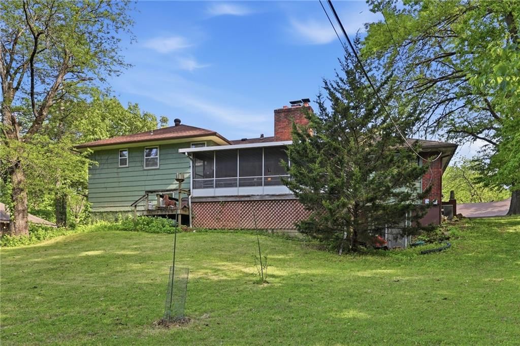 8828 Waverly Avenue — photo 27