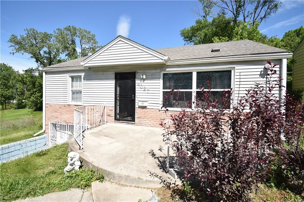 4027 Monroe Avenue — photo 3