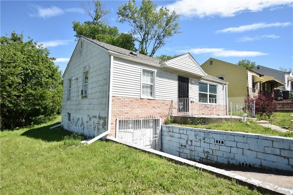 4027 Monroe Avenue — photo 4