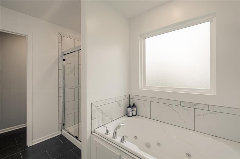 11727 N Laurel Avenue — photo 18
