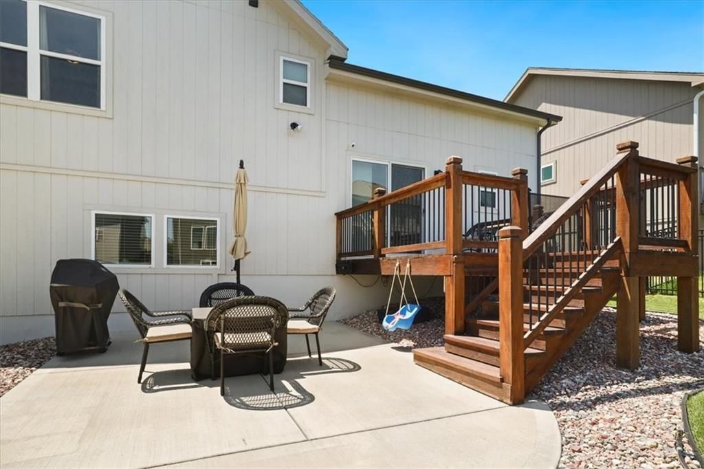 16172 Giorgia Street — photo 15