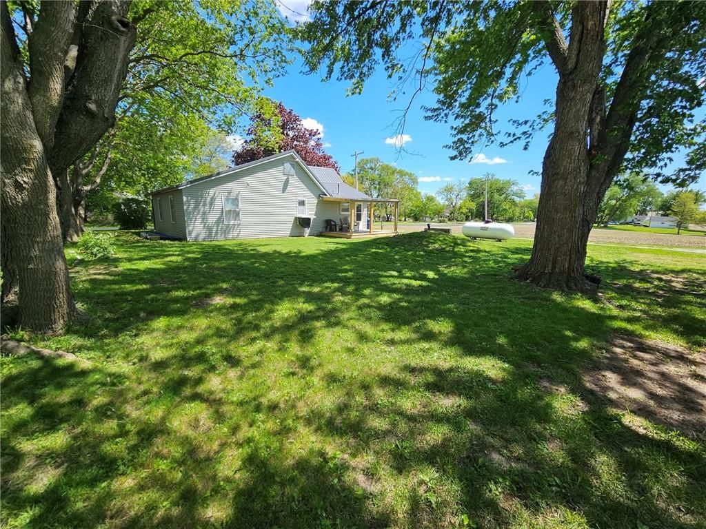 615 S Cherry Street — photo 2