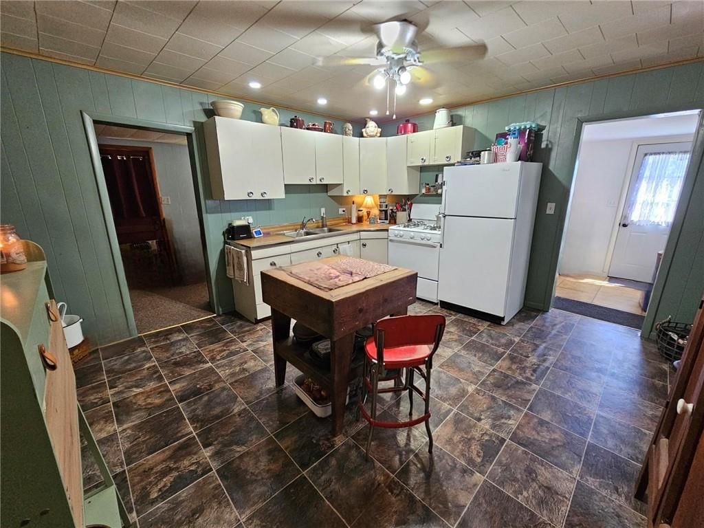 615 S Cherry Street — photo 16