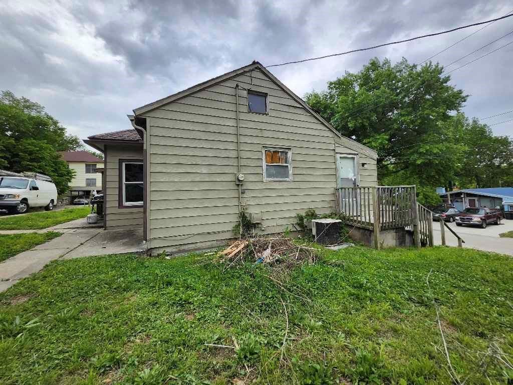 1702 N 30th Street — photo 25