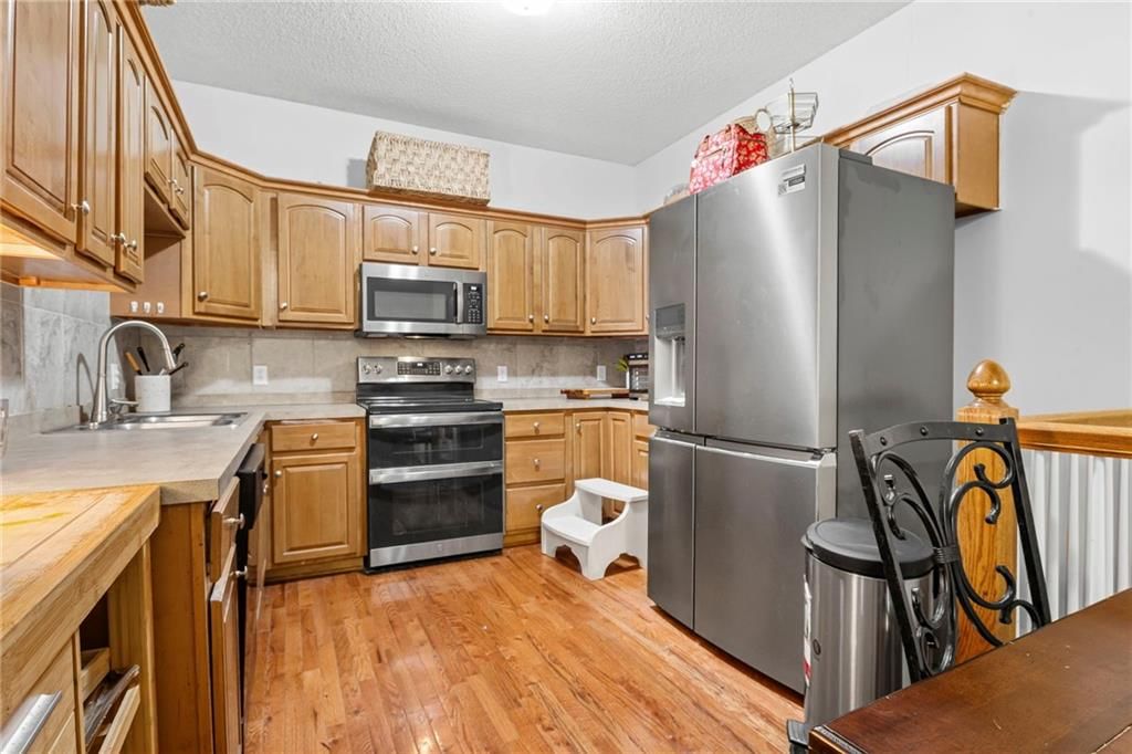 3323 N 103rd Terrace — photo 8