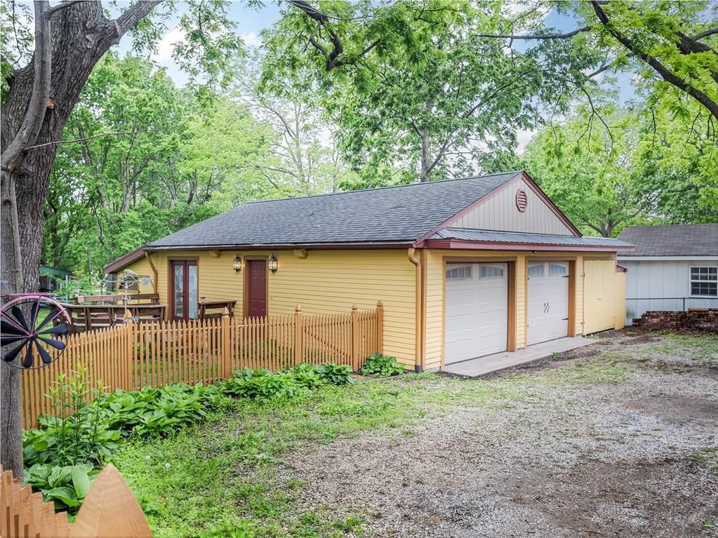 1704 SW Walnut Street — photo 34