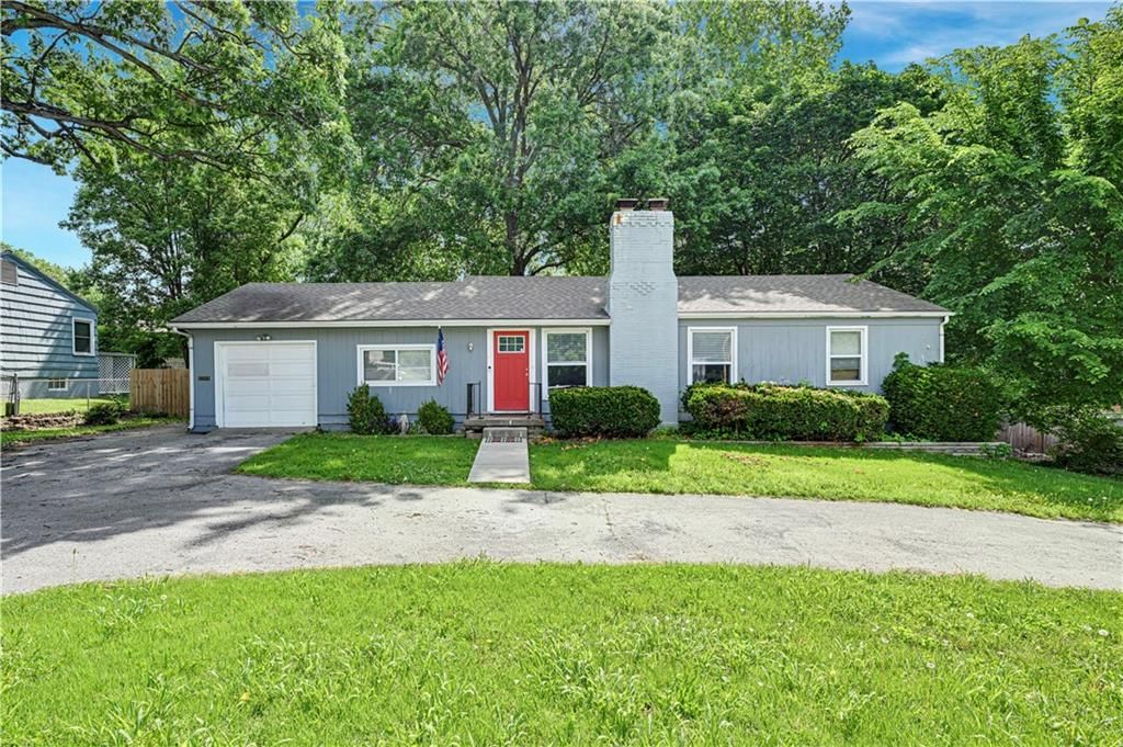 9715 Holmes Road — photo 3