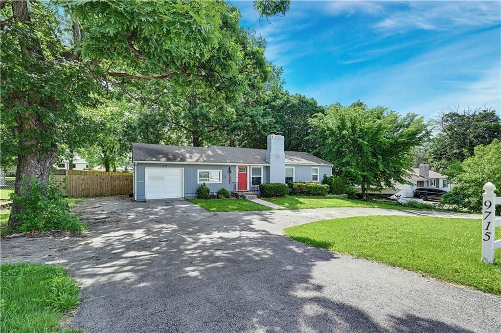 9715 Holmes Road — photo 4