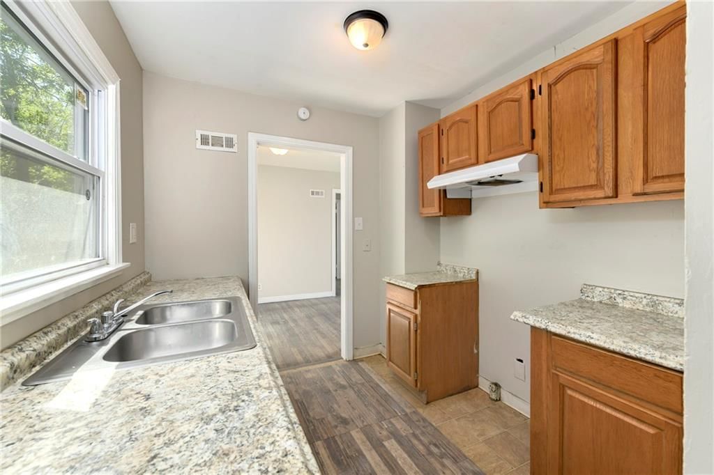 1811 N 48th Street — photo 13