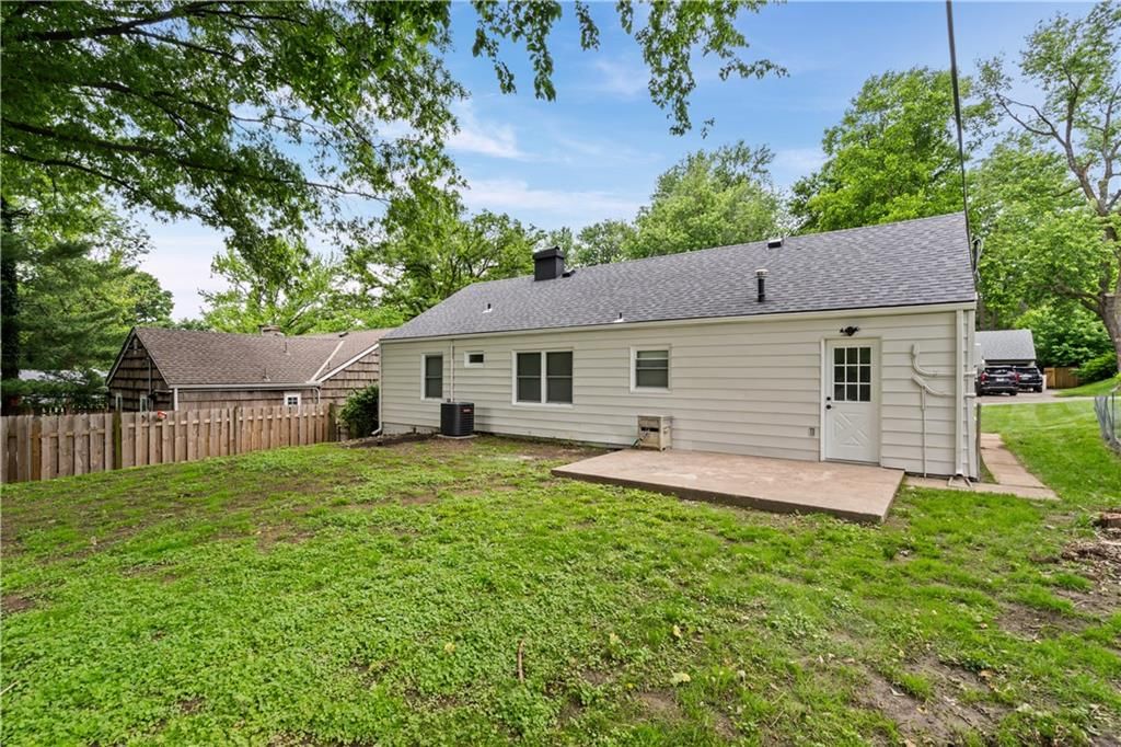 7507 High Drive — photo 23