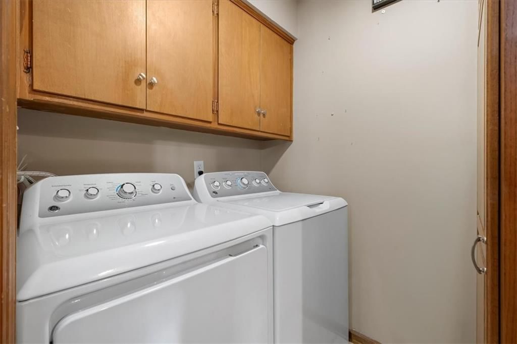 8708 Woodward Street — photo 12
